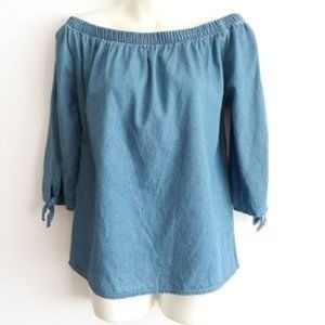 Love Tree off the shoulder chambray top